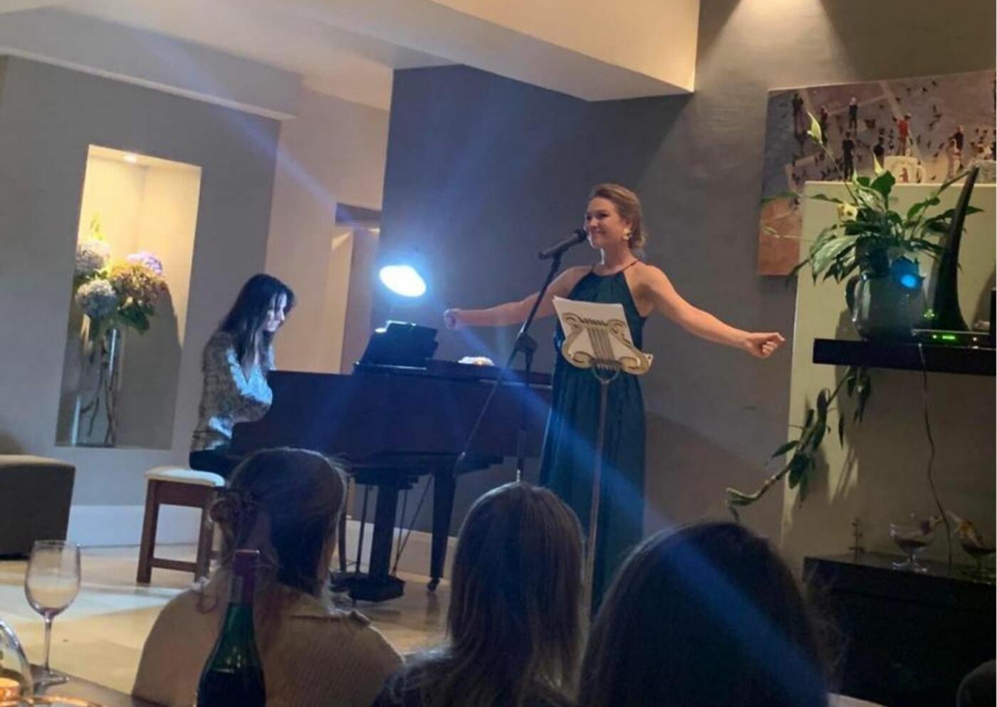 Aktrise Ilse Lee Van Niekerk Se Kreatiewe Uitlaatkleppe Stylvol co za Aktrise Ilse Lee Van Niekerk Se Kreatiewe Uitlaatkleppe Stylvol co za
